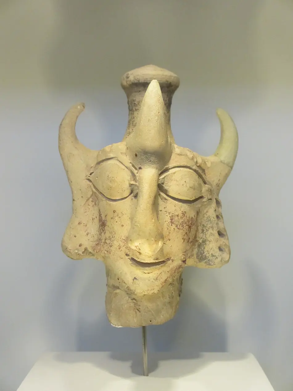 Figura feminina edomita de Horvat Qitmit